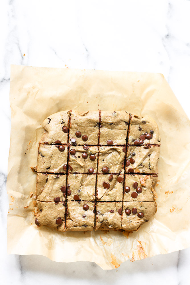 flourless chickpea blondies